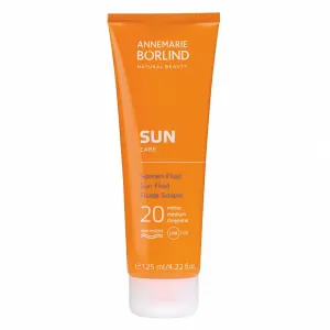 ANNEMARIE BORLIND Napvédő fluid napfény allergia ellen SPF 20 Bielenda Sun Care (Sun Fluid) 125 ml