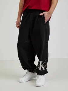Calvin Klein Jeans Melegítő nadrág Fekete