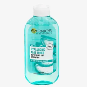 Garnier Hidratáló arctisztító víz Skin Naturals (Hyaluronic Aloe) 200 ml