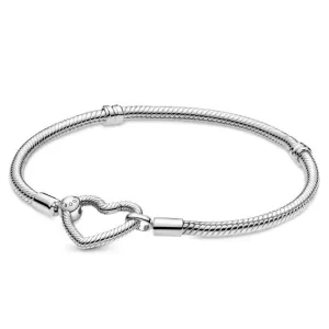 Pandora Romantikus ezüst karkötő szívvel Pandora Moments 599539C00 17 cm