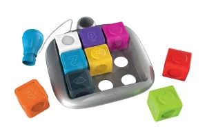 Interaktív játék Clever Cubes Smart Smoby 3 oktatójátékkal, színekkel és számokkal 24 hó-tól (angol, francia, német)
